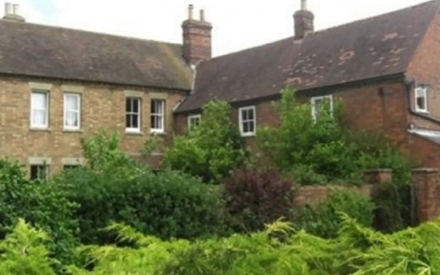 Drayton Lodge