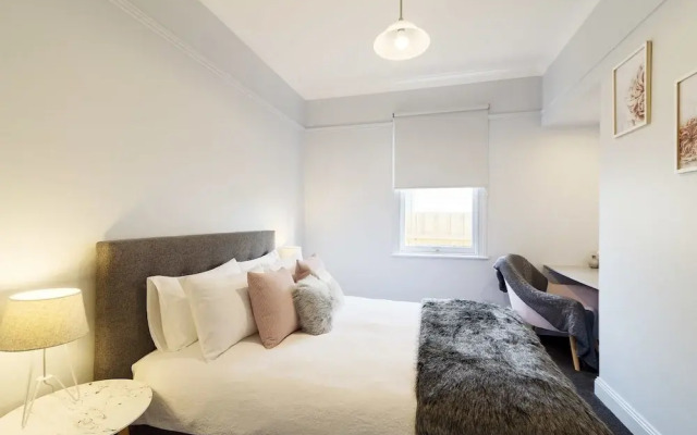 Devonport's Luxury Cottage