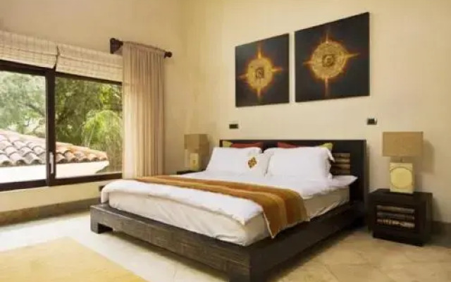 Spacious Luxury Beachfront Villa in Playa Flamingo