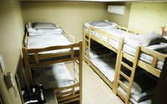 Moiri Guesthouse - Hostel