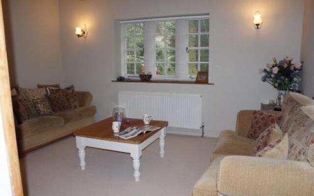 Herb Cottage, Yelverton