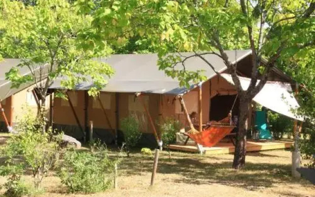 Fontaine du Roc - Les Mobil'homes