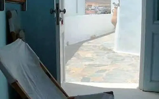Heaven Naoussa Villas