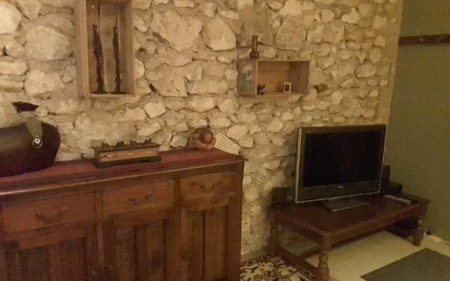 A La Folly