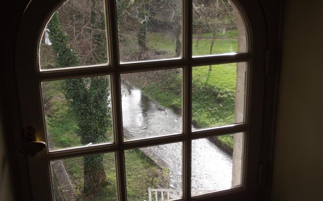 Logis Le Moulin De Cierzac