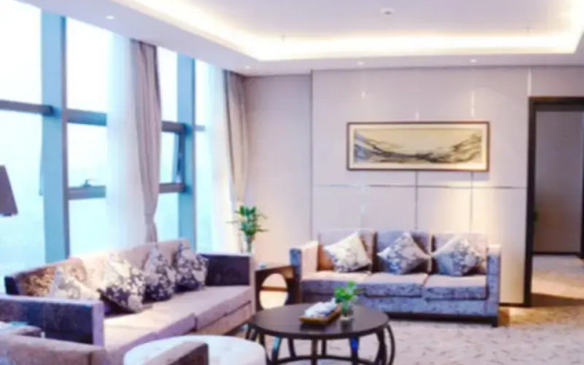 Scholars Hotel (Zhenjiang City Government Sports Exhibition Center)