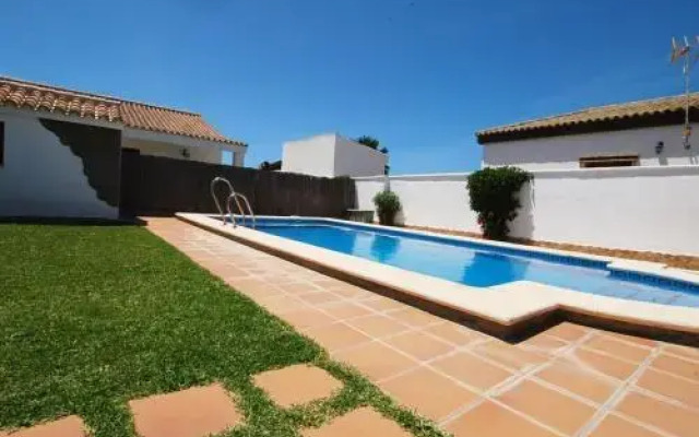 Casas con piscina en Roches