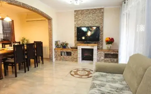 Lilia's House