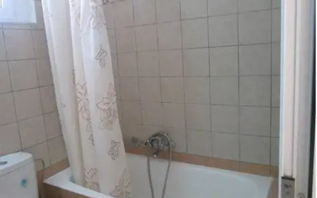 Peros Studios & Apartments