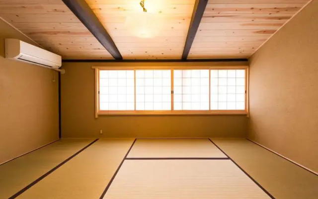 Comfortable House near Fushimi Inari Shrine