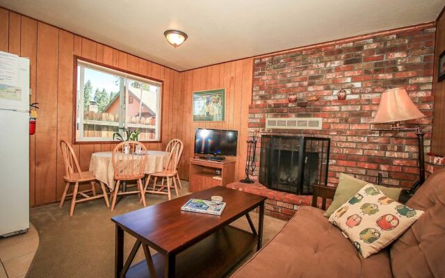 1555 - Owl Pine Cabin