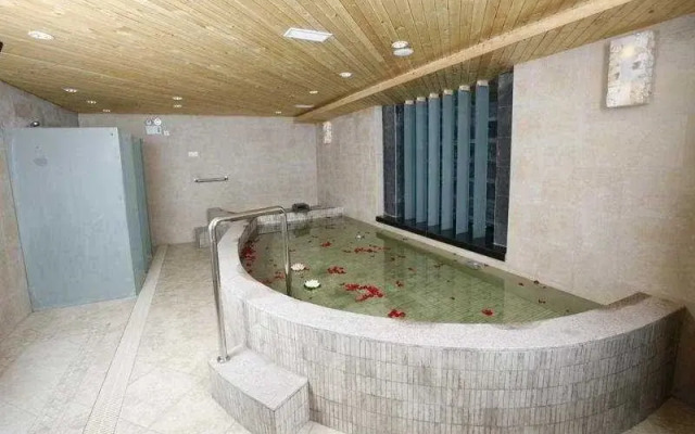 CEO Hotel Serviced Residence