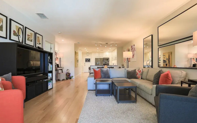 Sarasota 35 - 2 Br Condo