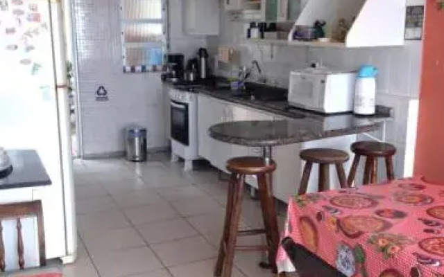Casa Albergue Hostel