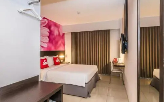 ZEN Rooms Kuta ByPass Ngurah Rai