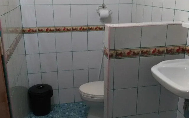 Ruenmai Homestay Lahansai