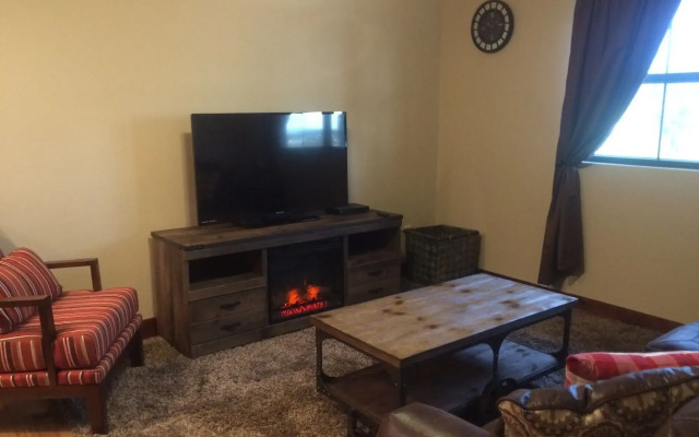 Whispering Pines Guest Suites