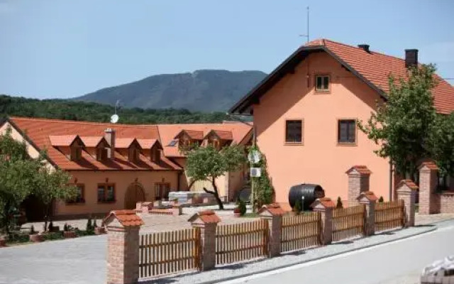 B&B Kolarić