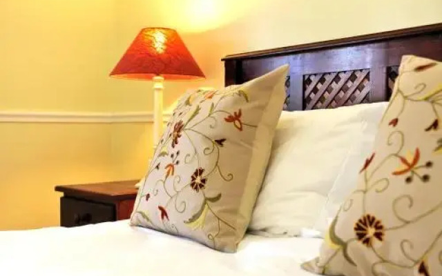 Everwood Manor Bed and Breakfast