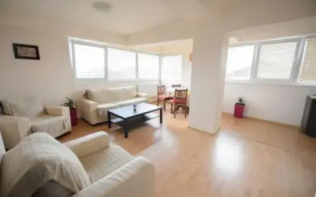 Tuya Residence