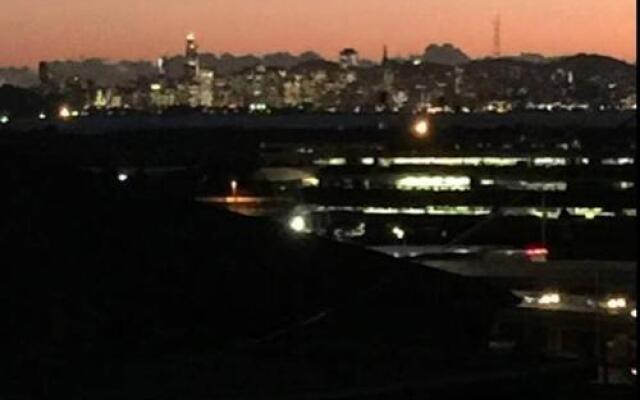 Albany Hill Apartment