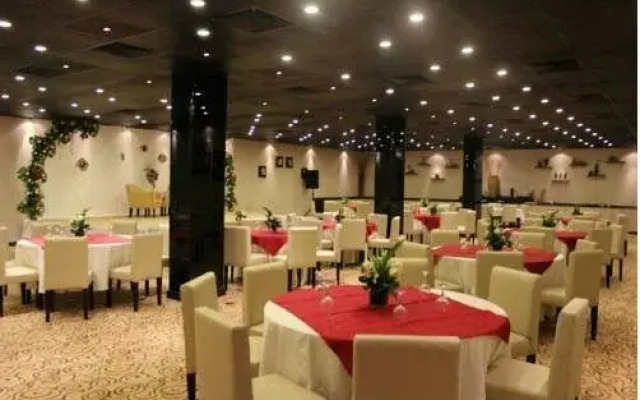 Ashaad Al Tahliah Hotel And Suites