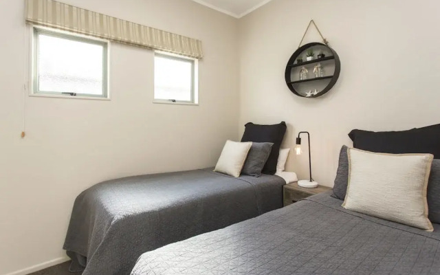 The Waterfront Escape