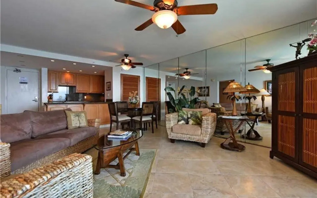 Valley Isle 1105 by RedAwning