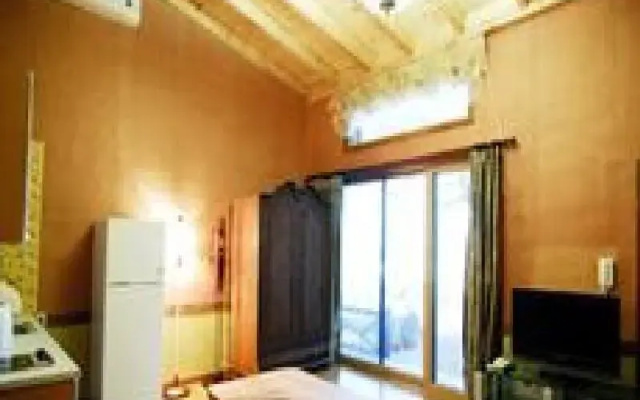 Moon & River Pension