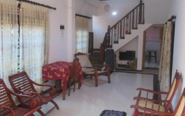 Warushavilla Hikkaduwa Guesthouse