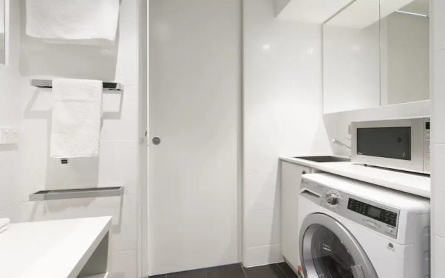 TherRich Walkerville apartment