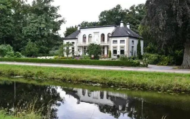 B&B Villa De Eikhof