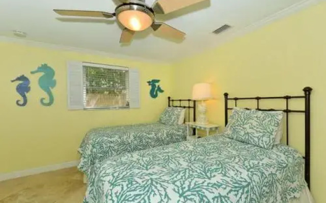 Manatee Manor 2 Bedroom Home by RedAwning