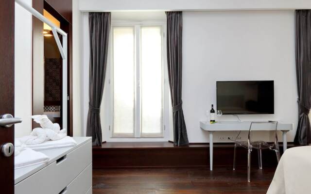 Your Rooftop Terrace at Spanish Steps