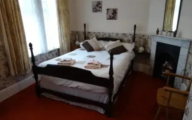 Victoria Lodge