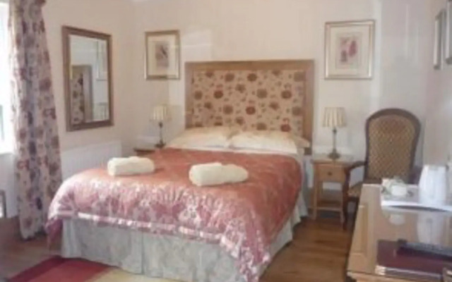 Henwick House Bed &Breakfast