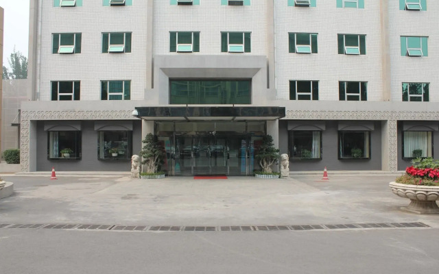 Yongyu Zhichen Business Hotel