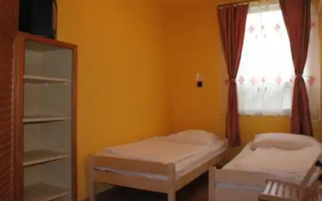 Xénia Apartman