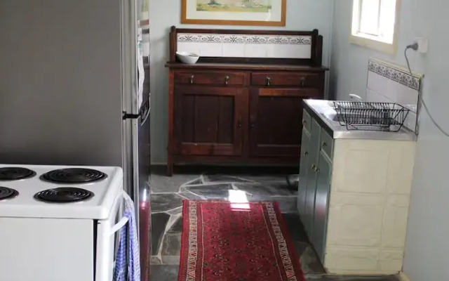 St Dyes Cottage - Burra