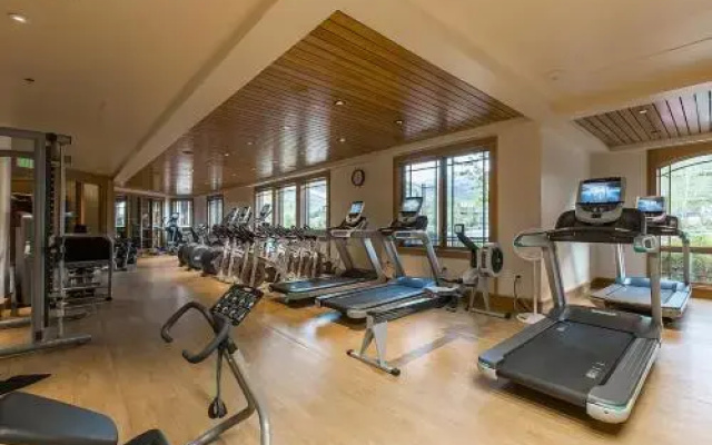 Luxury Hotel Residences - 2 Br Condo