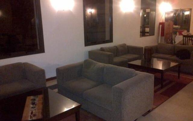 Camino Real Plaza Hotel