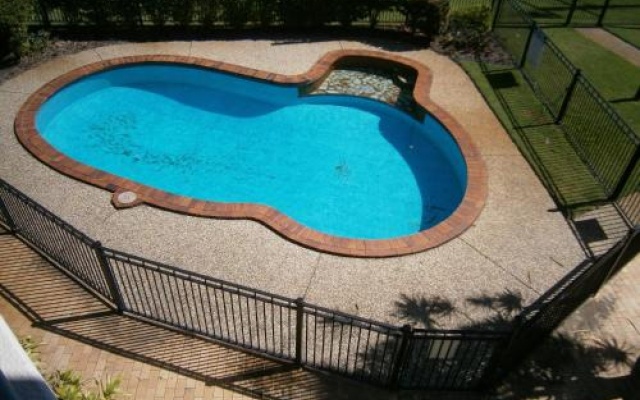 2nd Floor Unit with Water Views and Pool - Karoonda Sands, Bongaree – Pool – Bongaree
