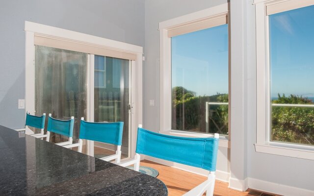 Roads End Light House