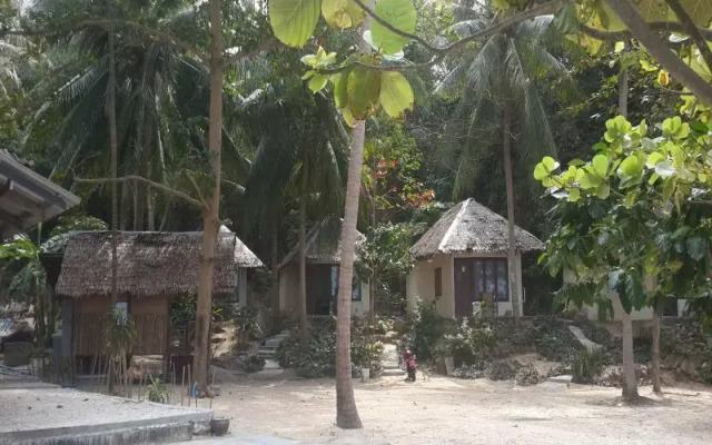 Haad Gruad Beach Bungalows