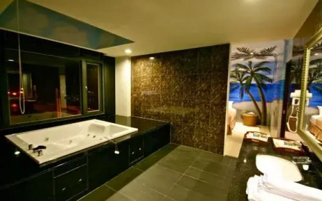 Fairy Tale Sea Motel