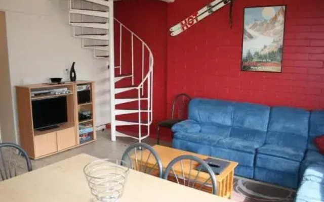 Snow Ski Apartments 14
