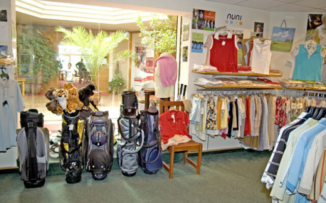 Makila Golf Resort