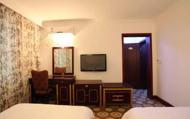 Zhuoma Youth Hostel