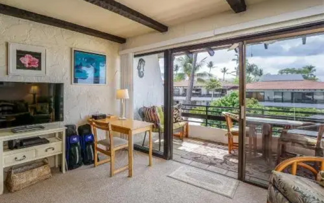 Casa De Emdeko Condo w/ Pool A/C & Ocean Views