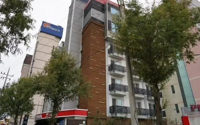 Goodstay Praha Hotel